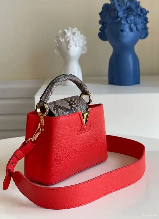 Affordable MINI VUITTON CAPUCINES LOUIS 0511